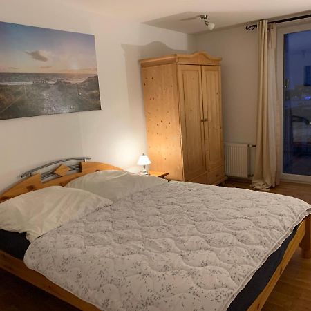 Sudstadt-Fewo Mit Grossem Balkon Nahe City Und Meer - Uber Den Dachern Von Whv Wilhelmshaven Extérieur photo
