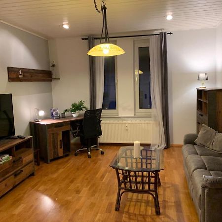 Sudstadt-Fewo Mit Grossem Balkon Nahe City Und Meer - Uber Den Dachern Von Whv Wilhelmshaven Extérieur photo