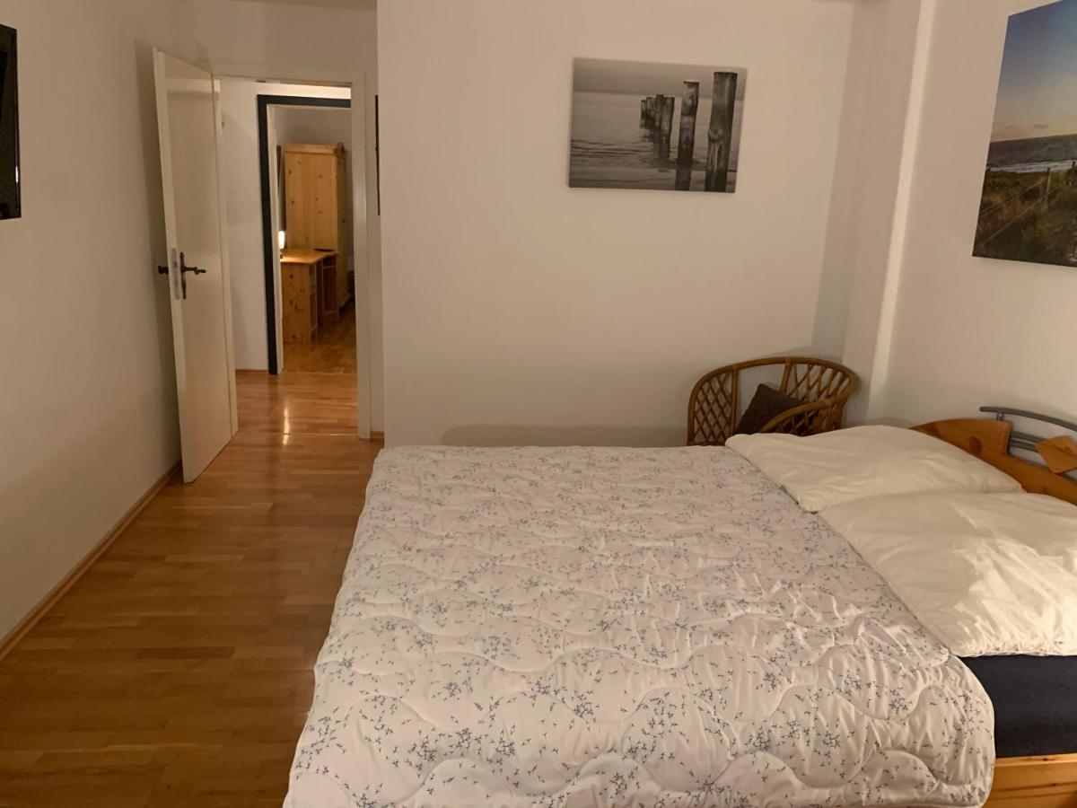 Sudstadt-Fewo Mit Grossem Balkon Nahe City Und Meer - Uber Den Dachern Von Whv Wilhelmshaven Extérieur photo