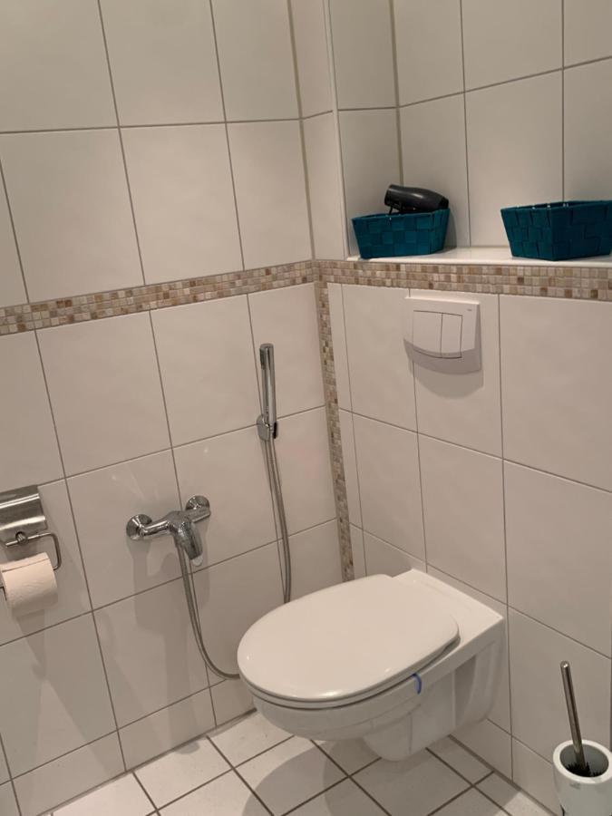 Sudstadt-Fewo Mit Grossem Balkon Nahe City Und Meer - Uber Den Dachern Von Whv Wilhelmshaven Extérieur photo